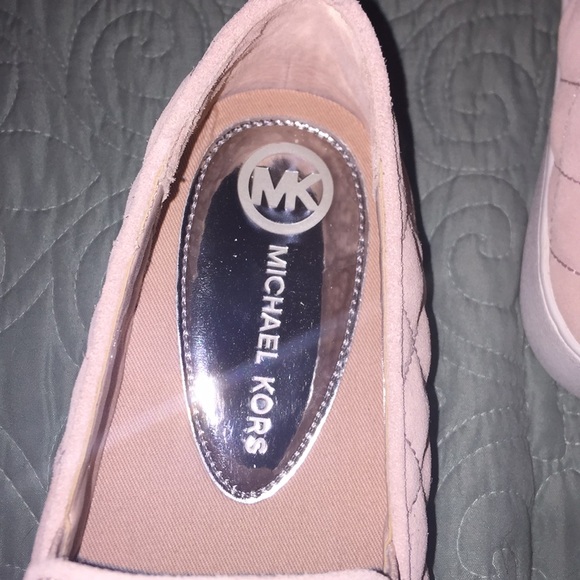 🌾HOST PICK 🥳 Michael Kors Slip On Shoes - Picture 6 of 6